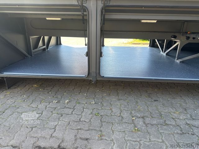 Medkrajevni avtobus MAN Lions Intercity 57+26 Überland Gepäckraum