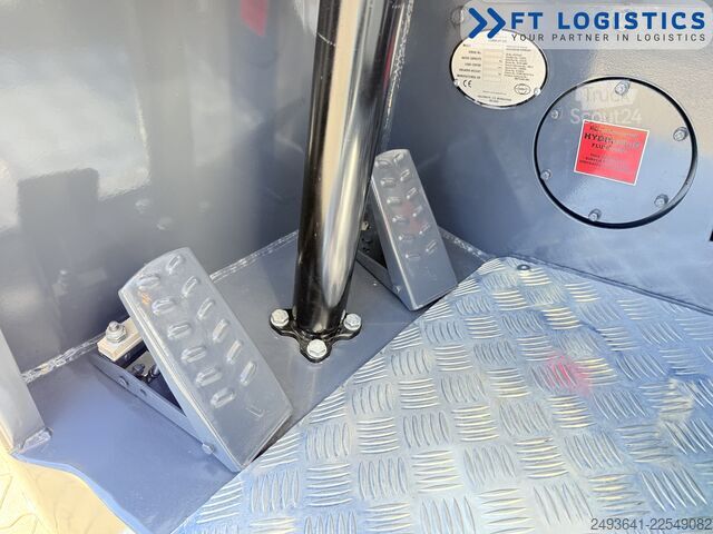 Dört yollu forklift Combilift CB3000 DIESEL TRIPLEX 5500 FREE-LIFT