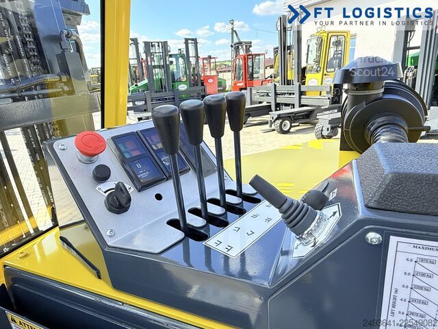 Dört yollu forklift Combilift CB3000 DIESEL TRIPLEX 5500 FREE-LIFT