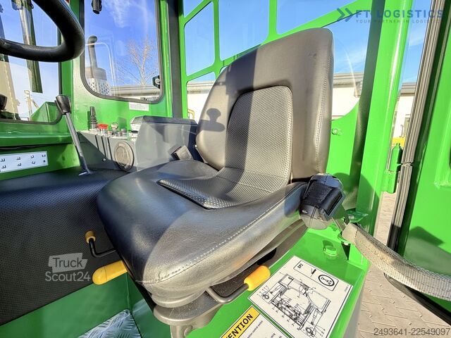 Dört yollu forklift Combilift C4000 GAS TRIPLEX 6900 FREE-LIFT CABIN