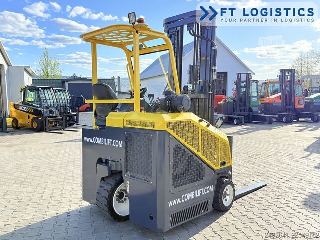 Dört yollu forklift Combilift CB2500 GAS TRIPLEX 6000 FREE-LIFT