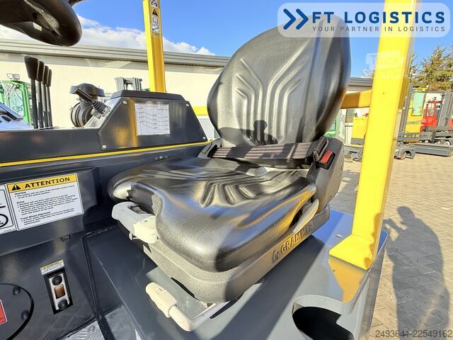 Dört yollu forklift Combilift CB2500 GAS TRIPLEX 6000 FREE-LIFT