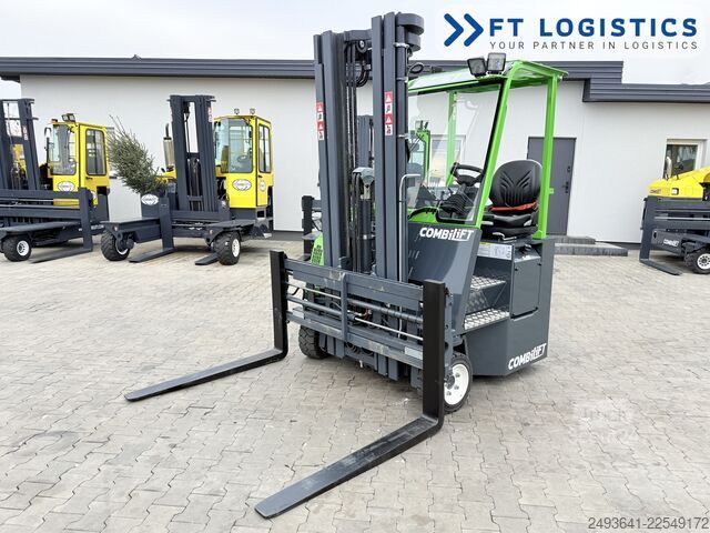 Dört yollu forklift Combilift CB3000 DIESEL TRIPLEX 5550 SIDE SHIFT