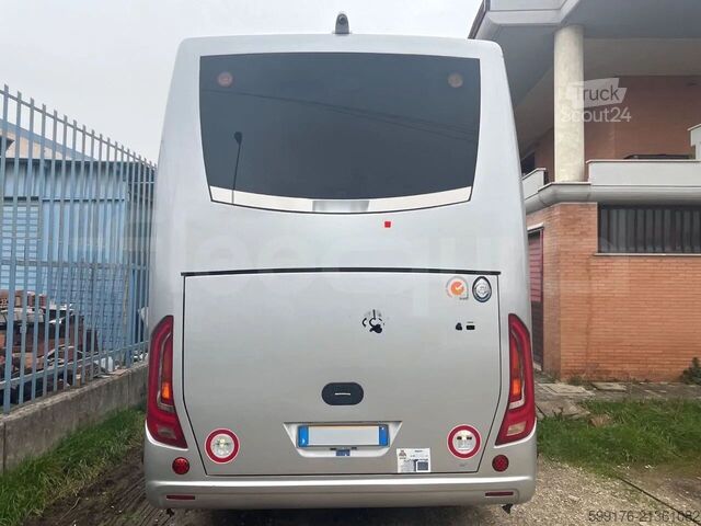 Turistični avtobus Mercedes-Benz Atego