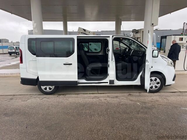 Dubă de livrări Renault Trafic