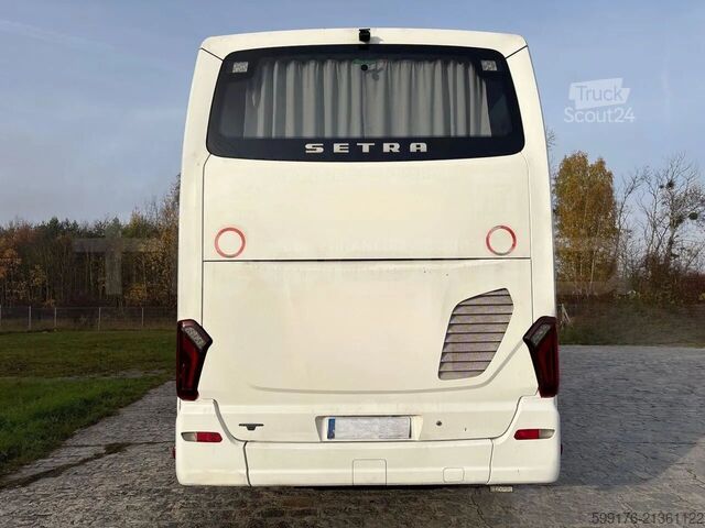 Tur aracı Setra S516