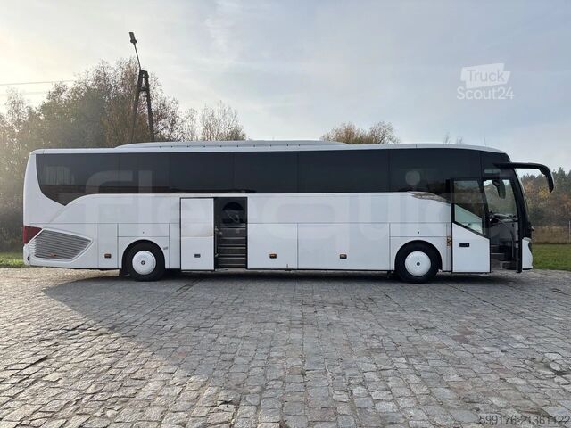 Tur aracı Setra S516