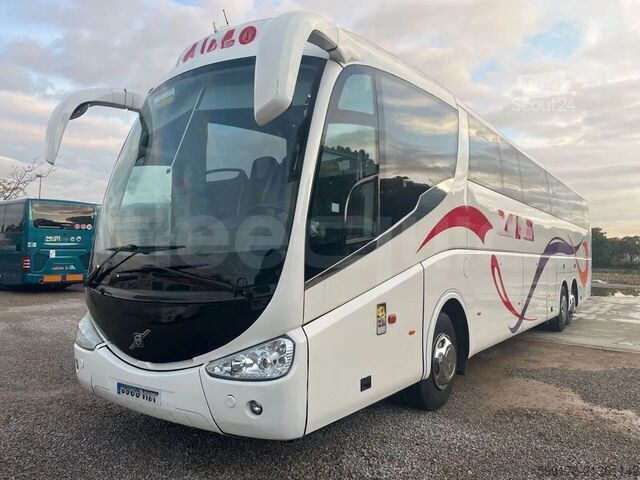 Turistični avtobus Volvo B13R
