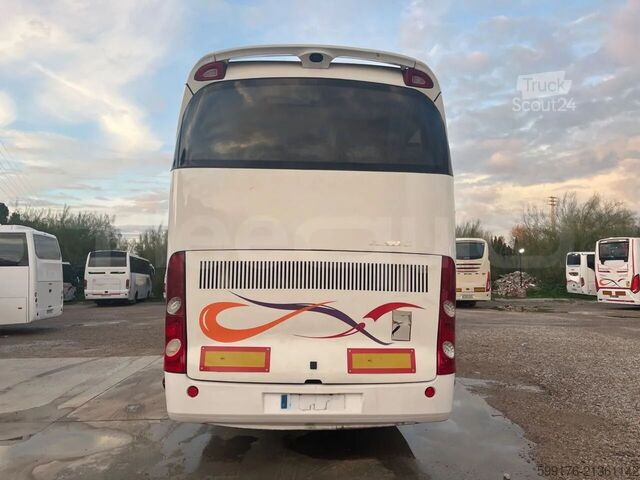 Turistični avtobus Volvo B13R