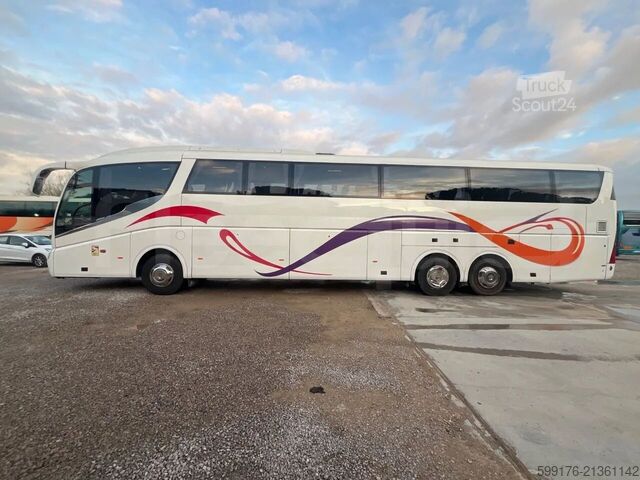 Turistični avtobus Volvo B13R