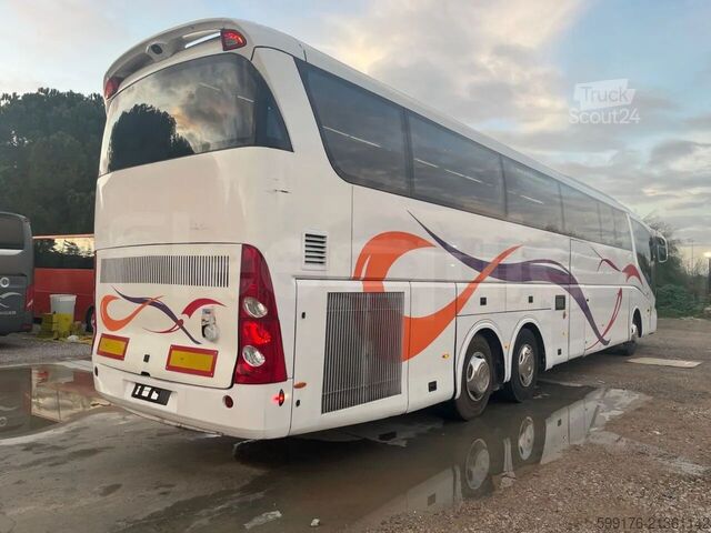 Turistični avtobus Volvo B13R