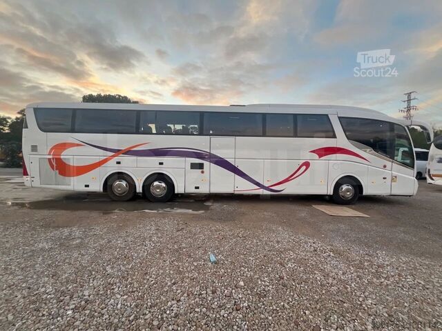 Turistični avtobus Volvo B13R