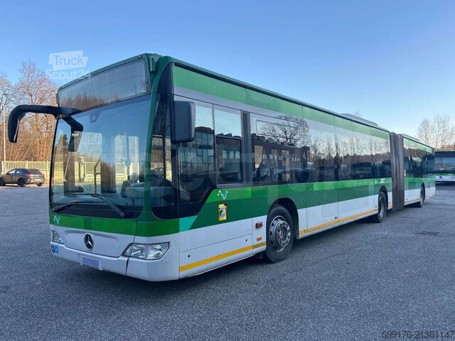 Autobús articulado Mercedes-Benz O 530
