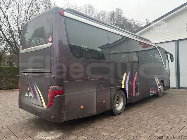 Tourismus Setra S411