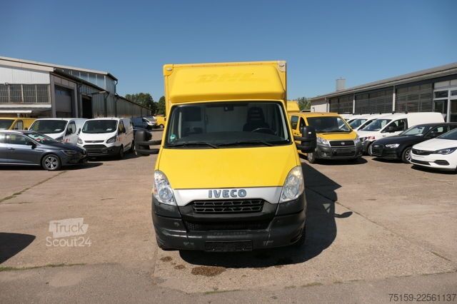 Furgone chiuso iveco Daily 35 S11 C30C AUTOMATIK KAMERA Regale LUFT DURCHGANG EURO-5 CoC
