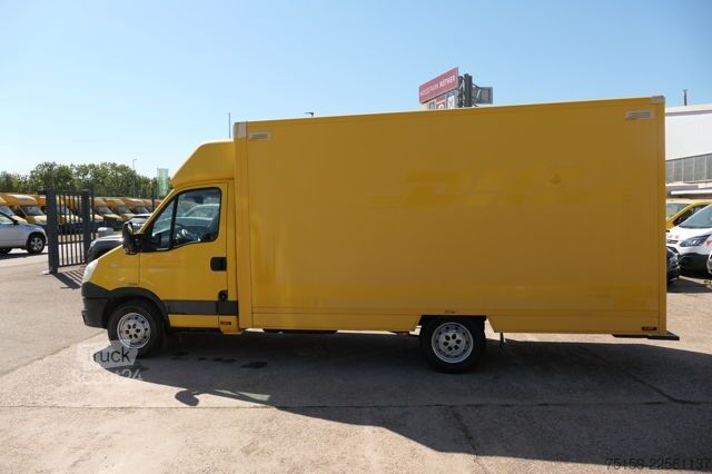 Furgone chiuso iveco Daily 35 S11 C30C AUTOMATIK KAMERA Regale LUFT DURCHGANG EURO-5 CoC