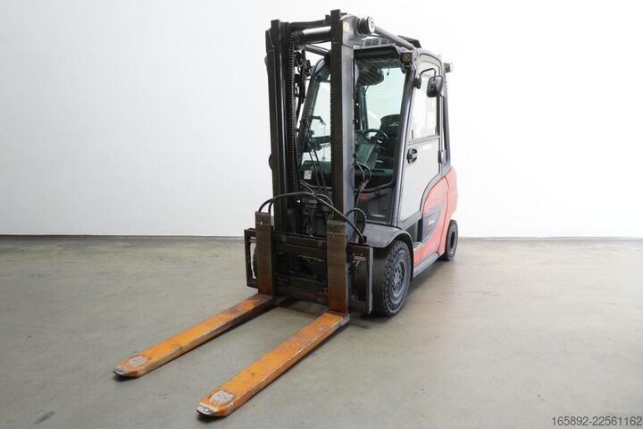 Chariot élévateur Linde H 35 D 1202