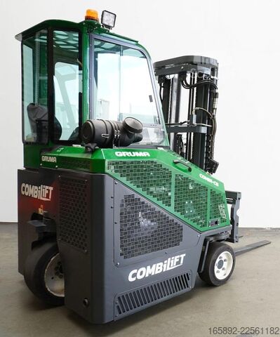 Chariot élévateur multidirectionnel Combilift CB2500LPG