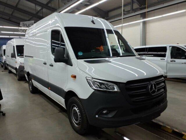 Фургон Mercedes-Benz Sprinter 317 CDI,L2H2,Automatik,Kamera,LED