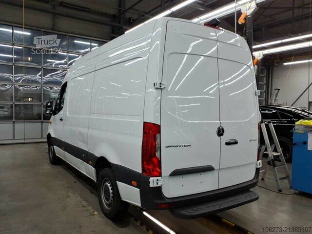 Фургон Mercedes-Benz Sprinter 317 CDI,L2H2,Automatik,Kamera,LED