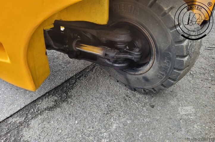 Chariot élévateur GPL Jungheinrich TFG425s