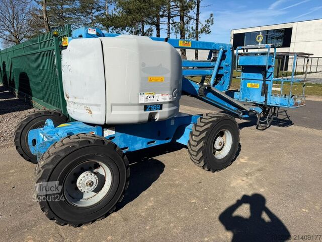 Lyftplattform Genie Z45/25 4WD - WH 15.7m - 2874h - 227kg - DEUTZ 4...