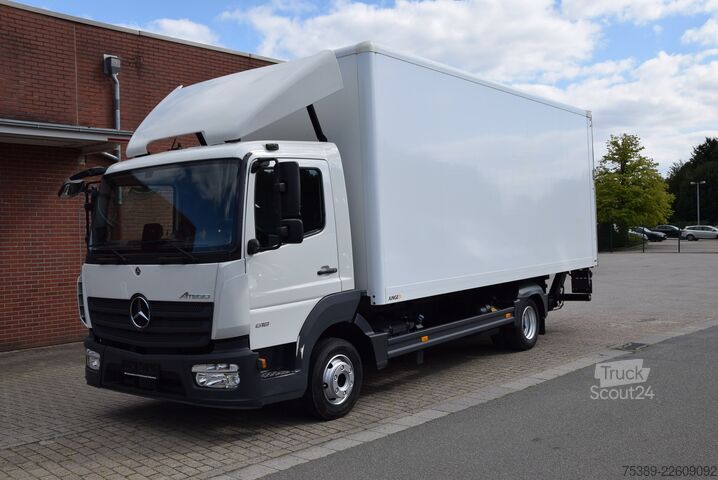Furgão fechado Mercedes-Benz Atego II  818 Koffer LBW 1500KGAutomatik Tempo