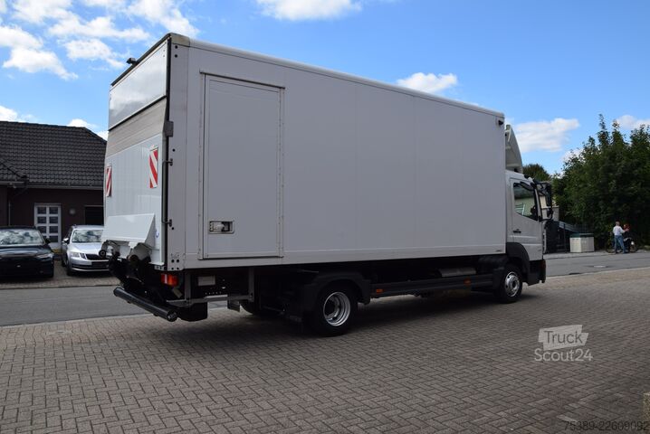 Furgão fechado Mercedes-Benz Atego II  818 Koffer LBW 1500KGAutomatik Tempo