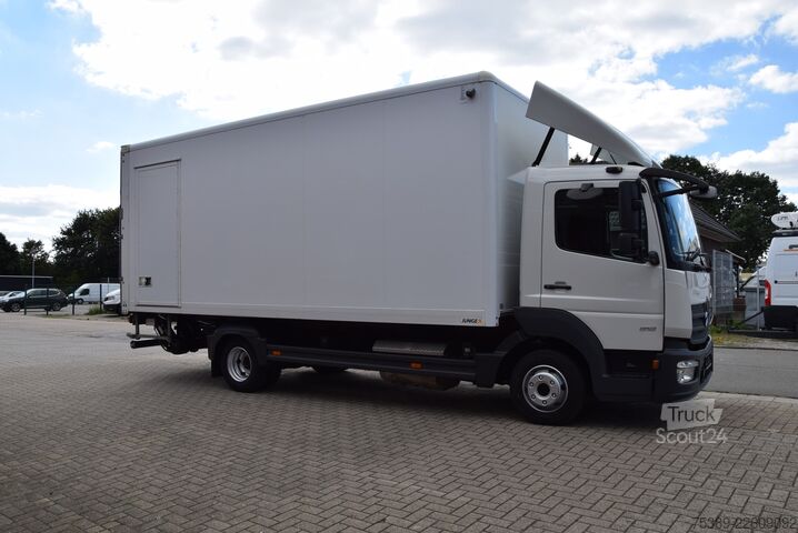 Furgão fechado Mercedes-Benz Atego II  818 Koffer LBW 1500KGAutomatik Tempo