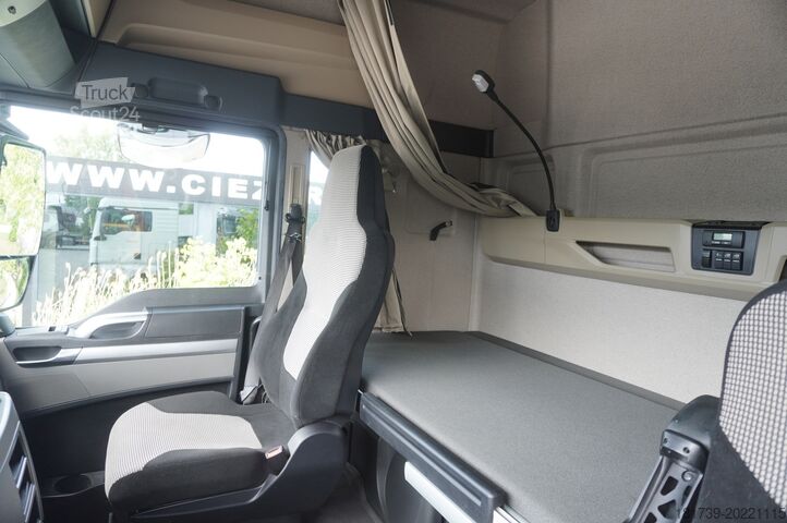 BDF MAN TGX 18.430 / BDF 7.5 m / sleeping cab