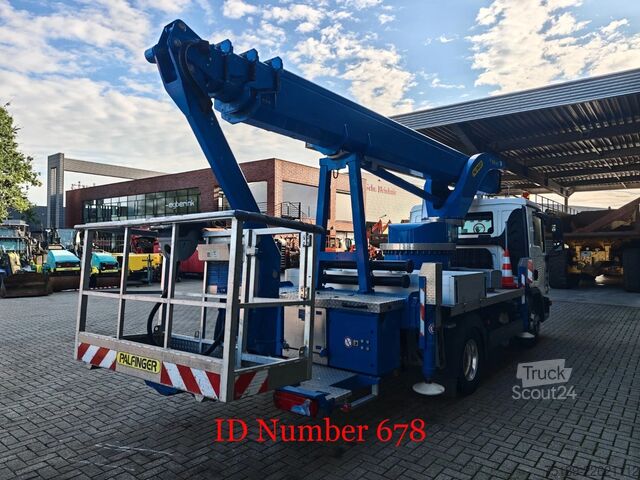 Løfteplattform MAN TGL 8.220 4x2 Palfinger P300KS Engine Defect!