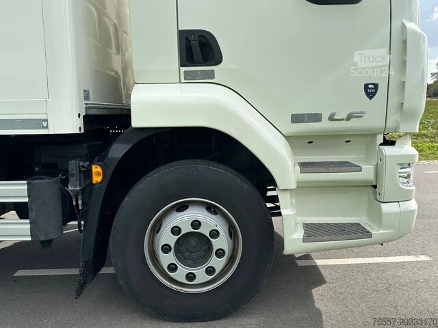 Bőrönd DAF LF 290 LF290.16. EURO6.  69351km!!  9306kg Laad...