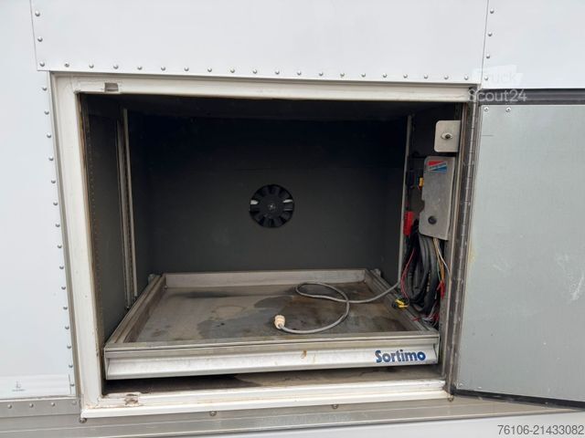 Transporter mit Koffer IVECO Daily 70C15 Koffer *Klima*Ahk*