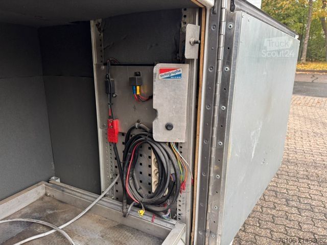 Transporter mit Koffer IVECO Daily 70C15 Koffer *Klima*Ahk*