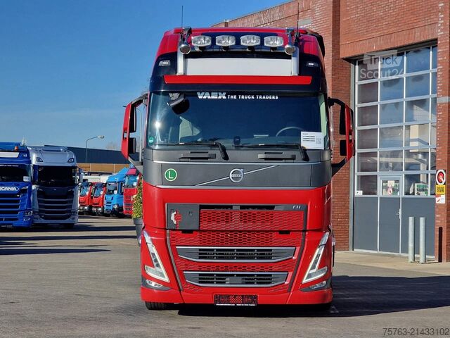 Volumen-SZM Volvo FH 13.500 Globetrotter XL - Low deck - I save -...