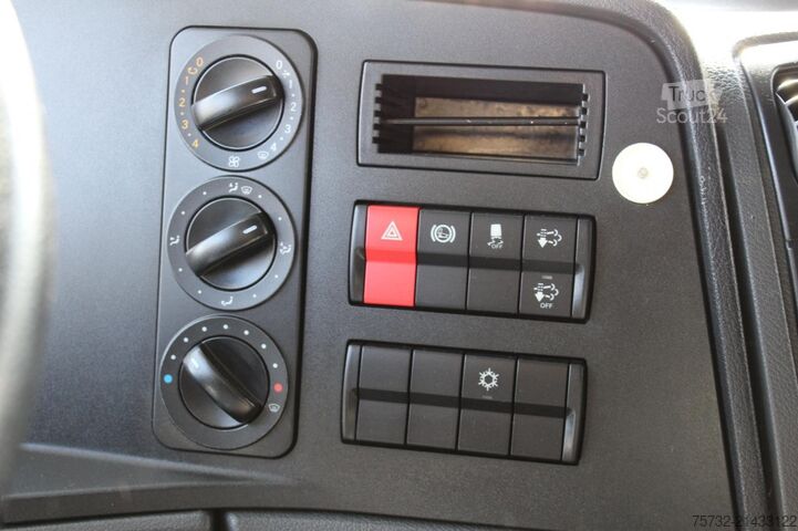 Skåpbil Mercedes-Benz Atego  816 Koffer 6m   Klima   Schalter   3 Sitze