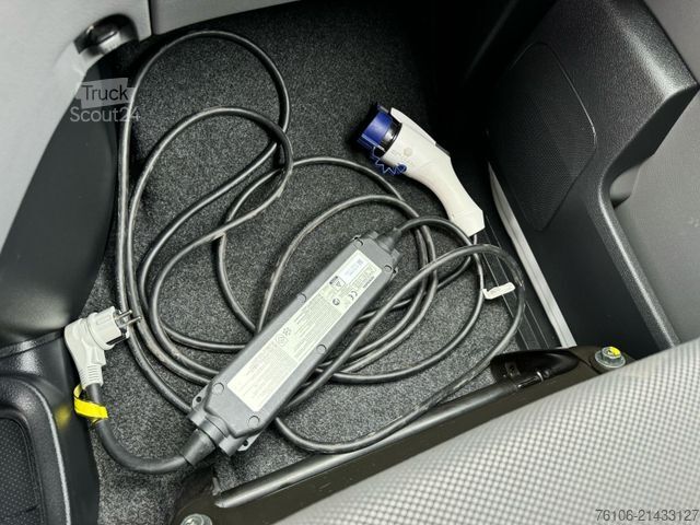 Furgão de painéis NISSAN e-NV200 Automatik *Klima-aut.*3 Stück auf Lager*