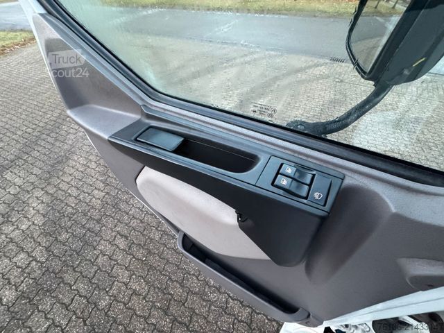 Hűtős teherautó DAF LF 16.260 Tiefkühlkoffer mit Ladebordwand