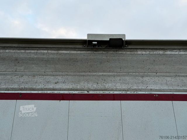 Vrachtwagen met bakwagen MAN TGL 8.190  Isolier Koffer mit Ladebordwand