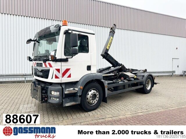 Kanca kasalı yük kamyonu (roll-off) MAN TGM 18.290 4x2 BL, Winterdienstausstattung