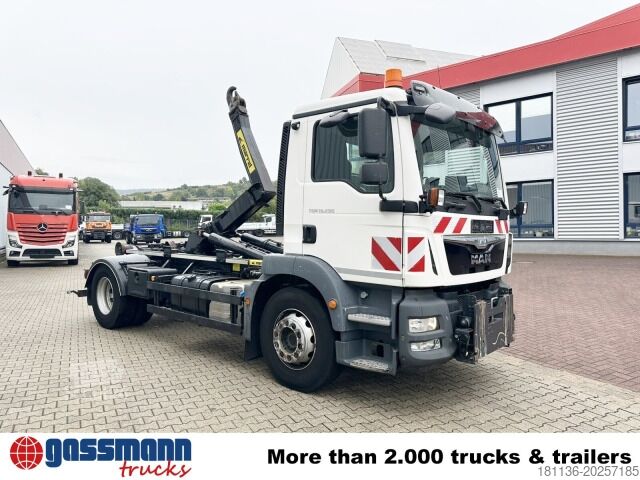 Kanca kasalı yük kamyonu (roll-off) MAN TGM 18.290 4x2 BL, Winterdienstausstattung