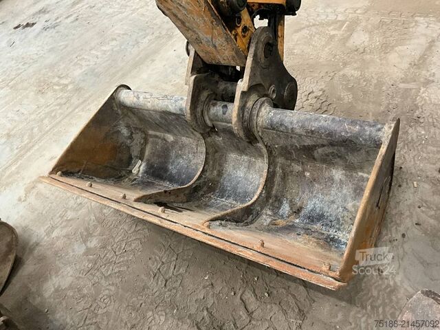 Wheel excavator CASE WX 125
