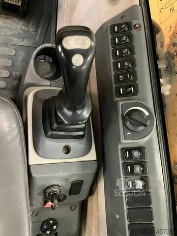 Wheel excavator CASE WX 125