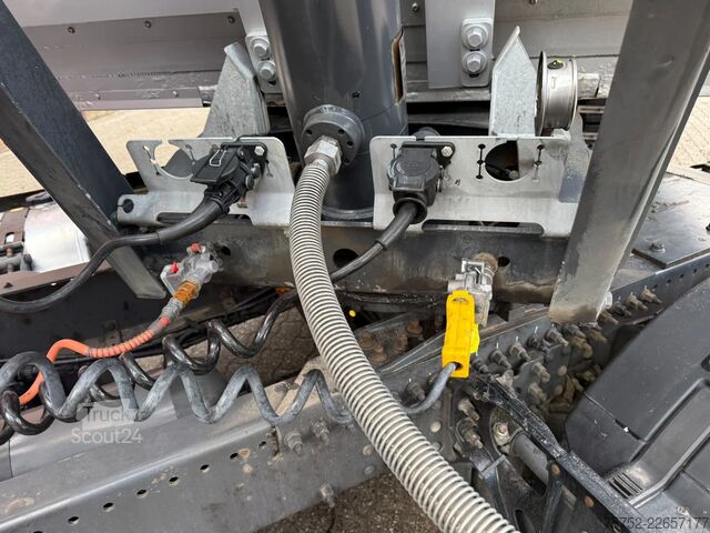 Самоскид Kempf SKM 26m3 AS-1 Liftas Alcoa's SAF Wabco Smartboa...