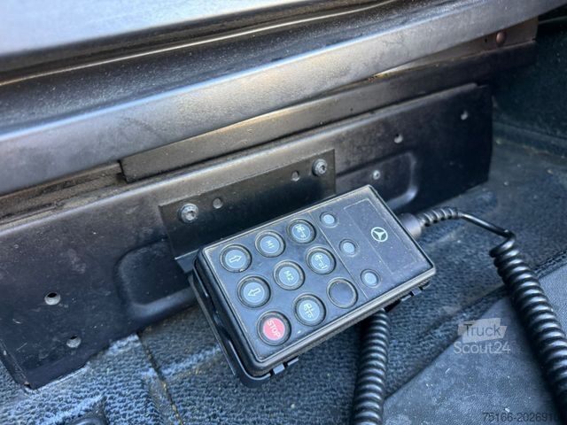 Camión frigorífico MERCEDES-BENZ ACTROS 2536 L Kühlkoffer 7,60 m LBW 2 T*CARRIER