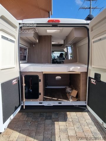 Camping-car CARADO CV 600 2025er 140PS Markise NAVI/RFK