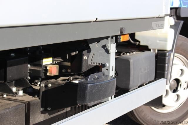 Furgone centinato Mitsubishi Canter 4C15E M - BATT.