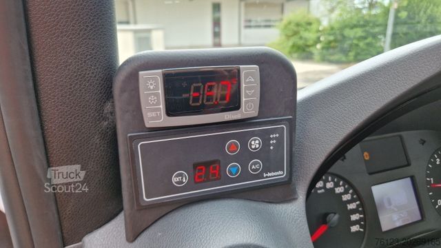 Stadtbus MERCEDES-BENZ 3 x Lagerfahrzeug Bürgerbus Niederflur 9 Sitze