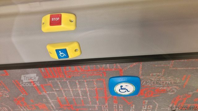 Stadtbus MERCEDES-BENZ 3 x Lagerfahrzeug Bürgerbus Niederflur 9 Sitze