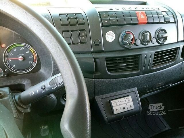 Φορτηγό πλατφόρμα με μουσαμά IVECO ML150E28, LBW, EEV Automatik